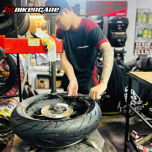 VÁ VỎ XE PHÂN KHỐI NHỎ