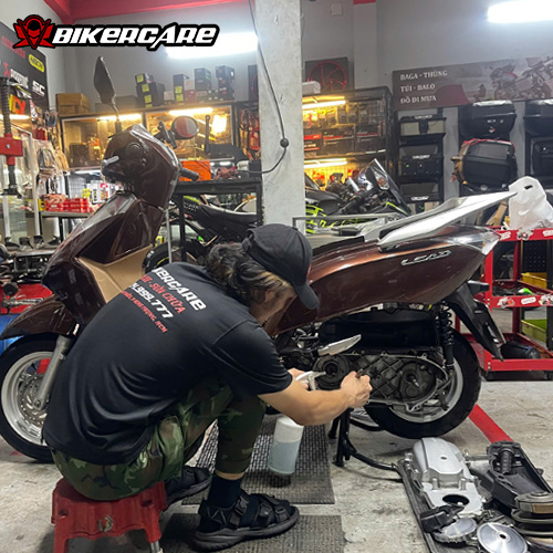 VỆ SINH NỒI XE TAY GA